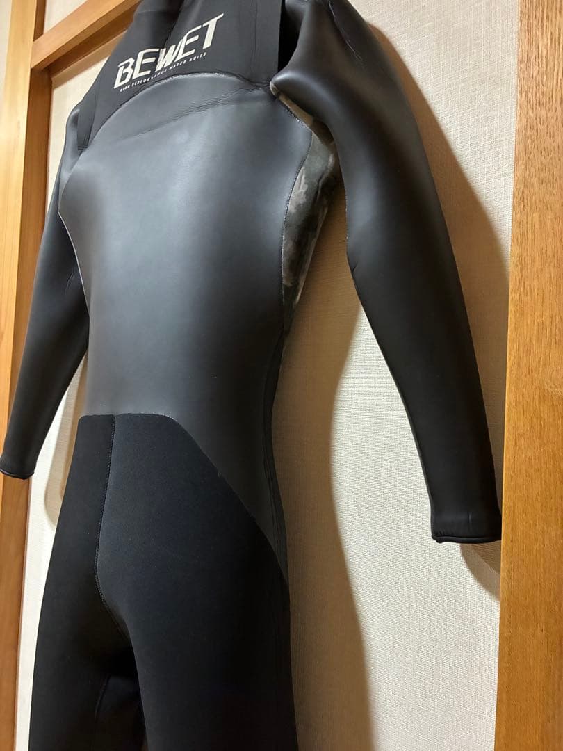 BEWET セミドライスーツ　ブラック