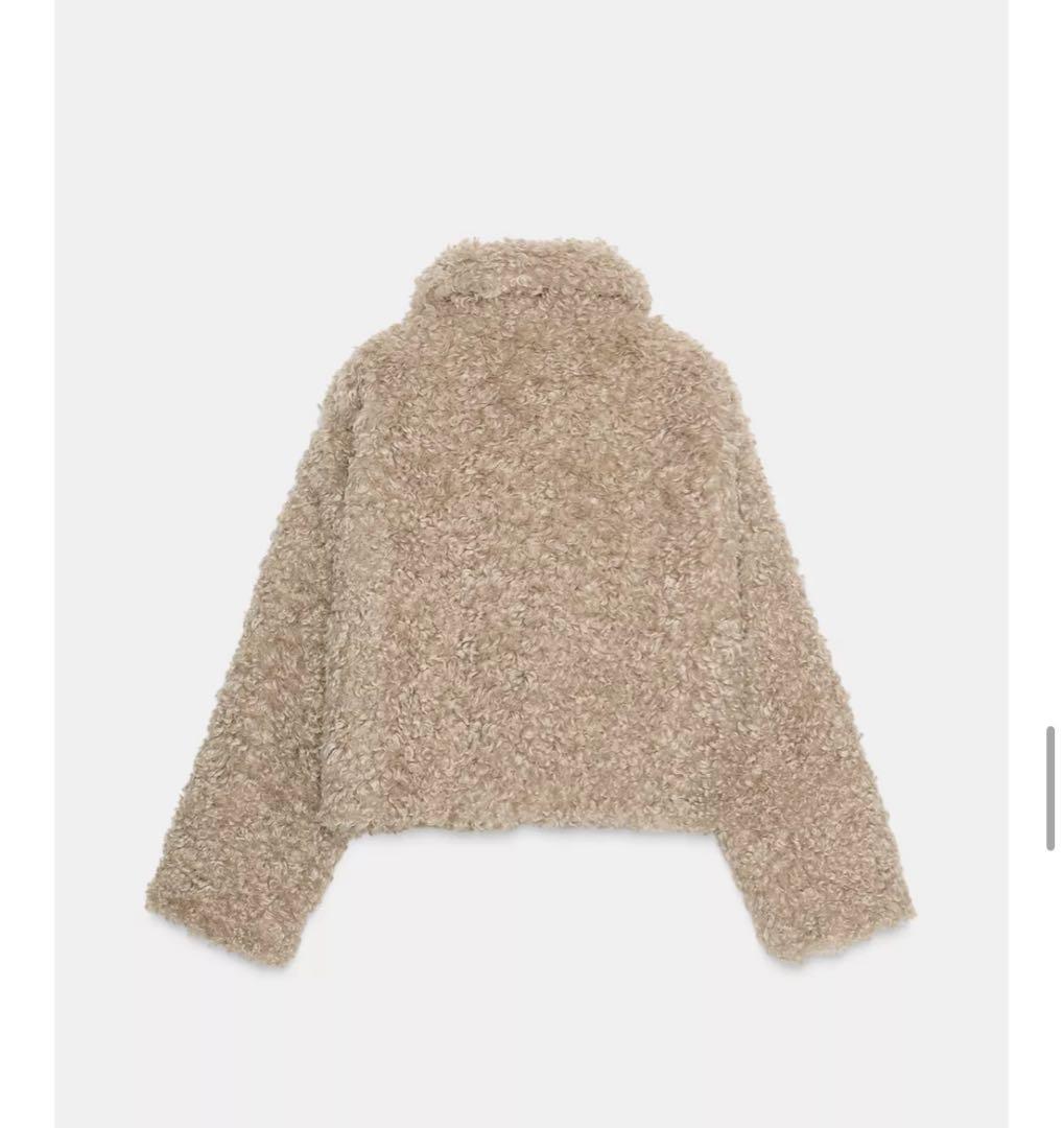 ソヨン【完売品】ZARA トグルボタン フェイクファージャケット S