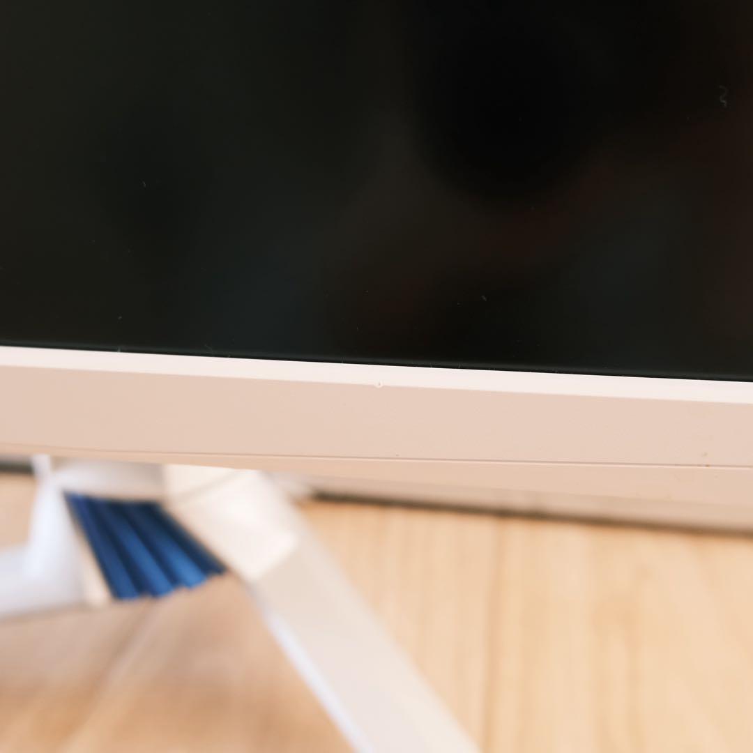 GUNDAM 27インチゲーミングモニター　ASUS