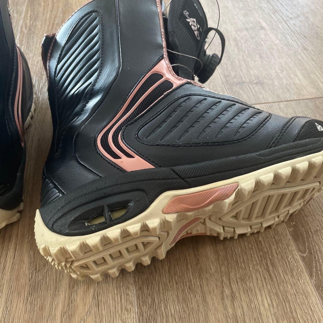 セール中☆美品　K2 LUNA スノーボードブーツ　EURW37 W24