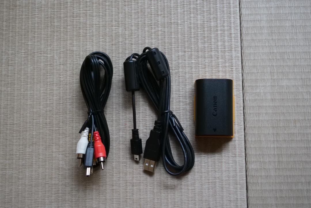 キヤノン　EOS5DMarkⅢ　ボディ　美品　シャッター回数11,000回