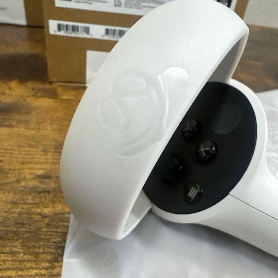  Quest 2 コントローラー 2個セット　リファービッシュ品　新品