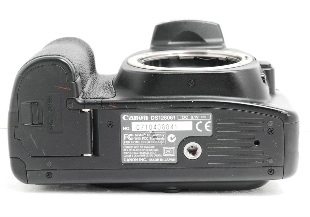 まる⋆͛☽.゜様　CANON　EOS 20D 一眼レフ⚡️キャノン⚡️初心者⚡️