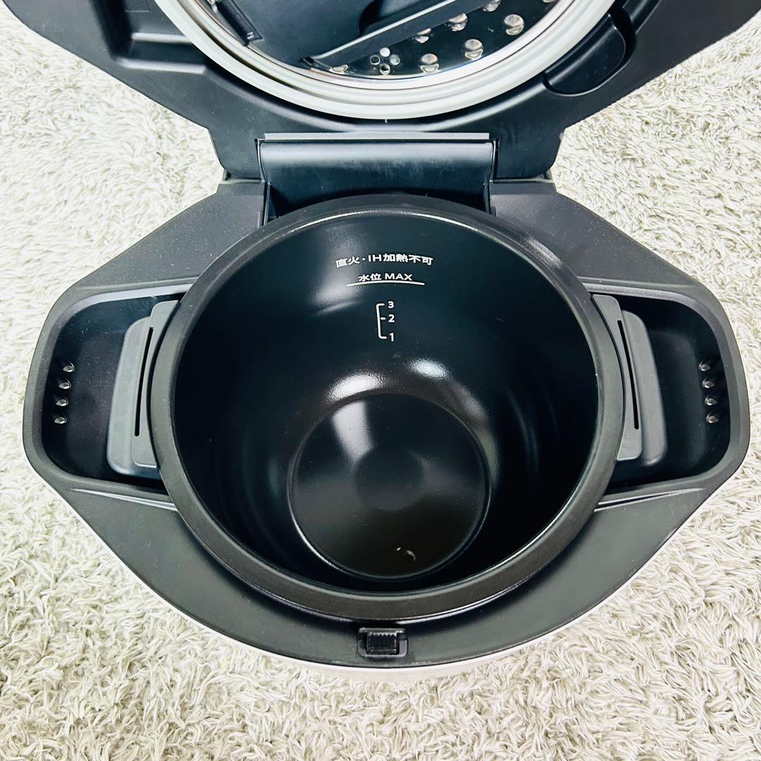 美品 シャープ ヘルシオ 水なし自動調理鍋 KN-HW16G-W ホットクック