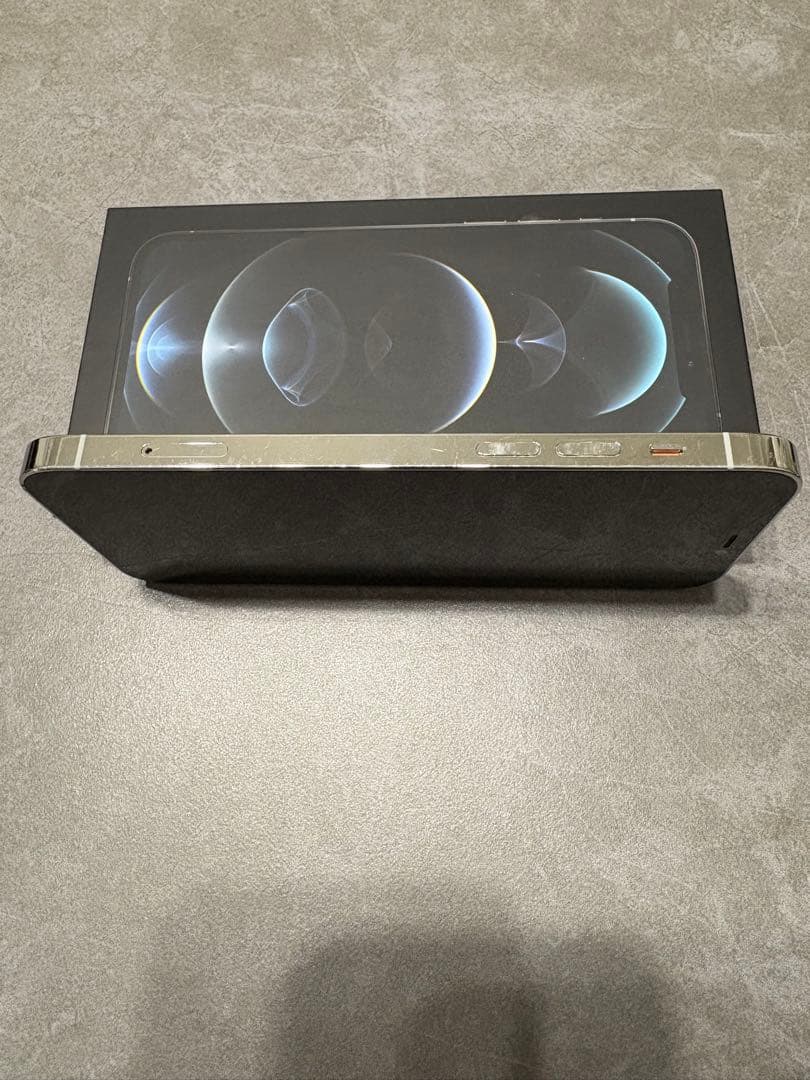 【美品】iPhone 12 Pro シルバー 256GB SIMフリー 付属品付