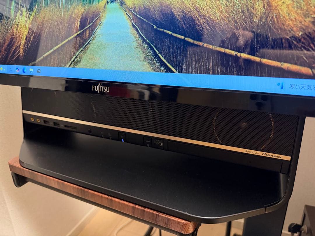 Windowsデスクトップ ESPRIMO FH i7-7700HQ/8GB/SSD