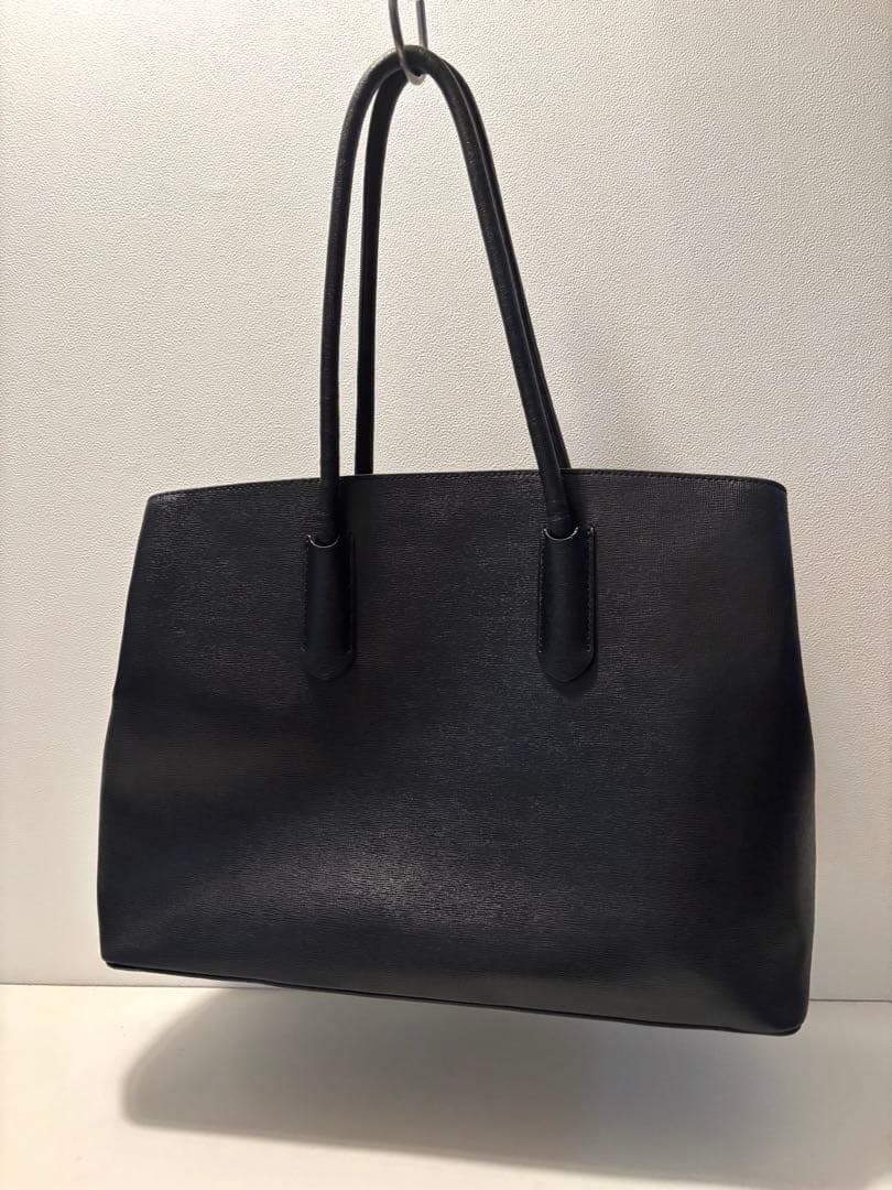 3月期間限定　FURLA トートバッグ 黒 ビジネスバッグ　A4OK 肩掛け可
