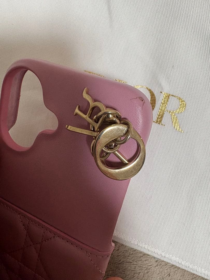 DIORキルティングiPhoneケース　正規品16 袋付きお値下げ‼️早い者勝ち