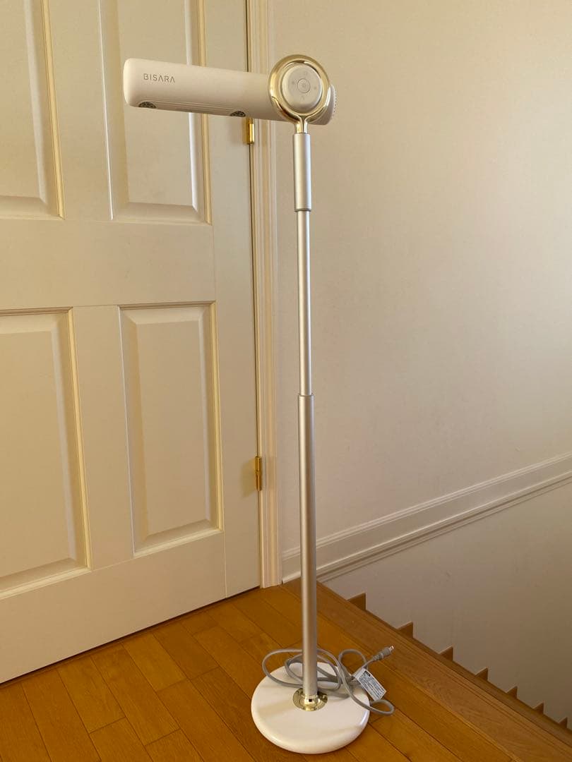 試運転のみ超美品2025製BISARAハンズフリードライヤーBSR002ホワイト