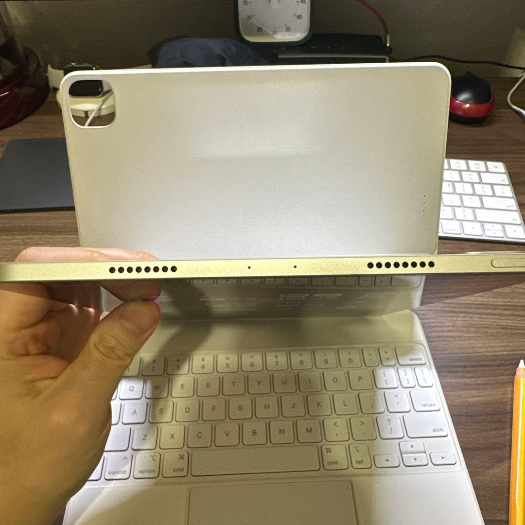 Apple iPad Pro 11インチ + Smart Keyboard