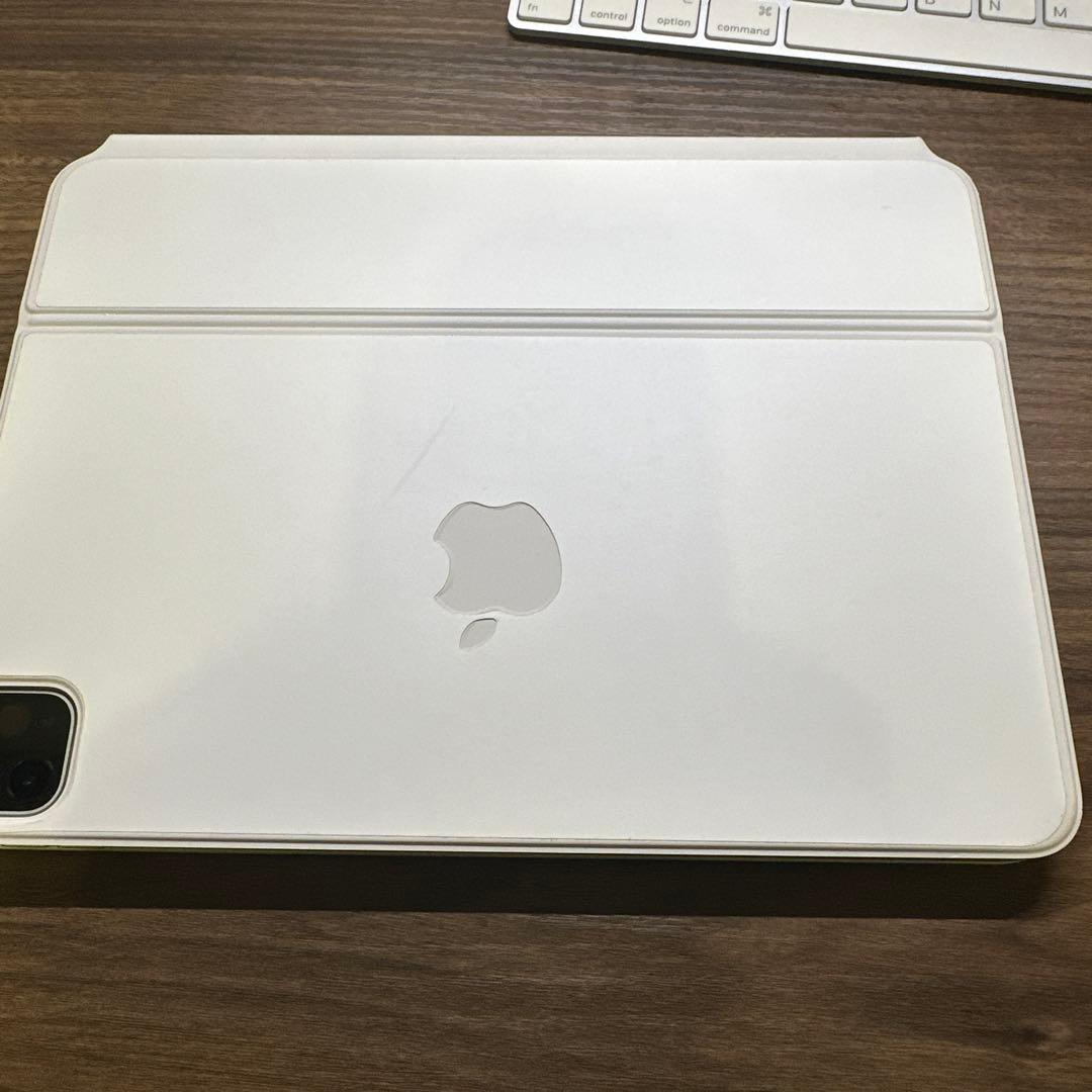 Apple iPad Pro 11インチ + Smart Keyboard