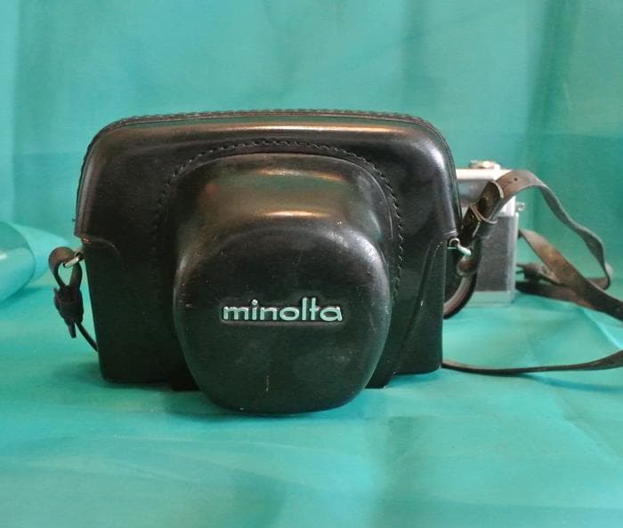 Minolta HI-MATIC 11 f1.7 フィルムカメラ　中古レア