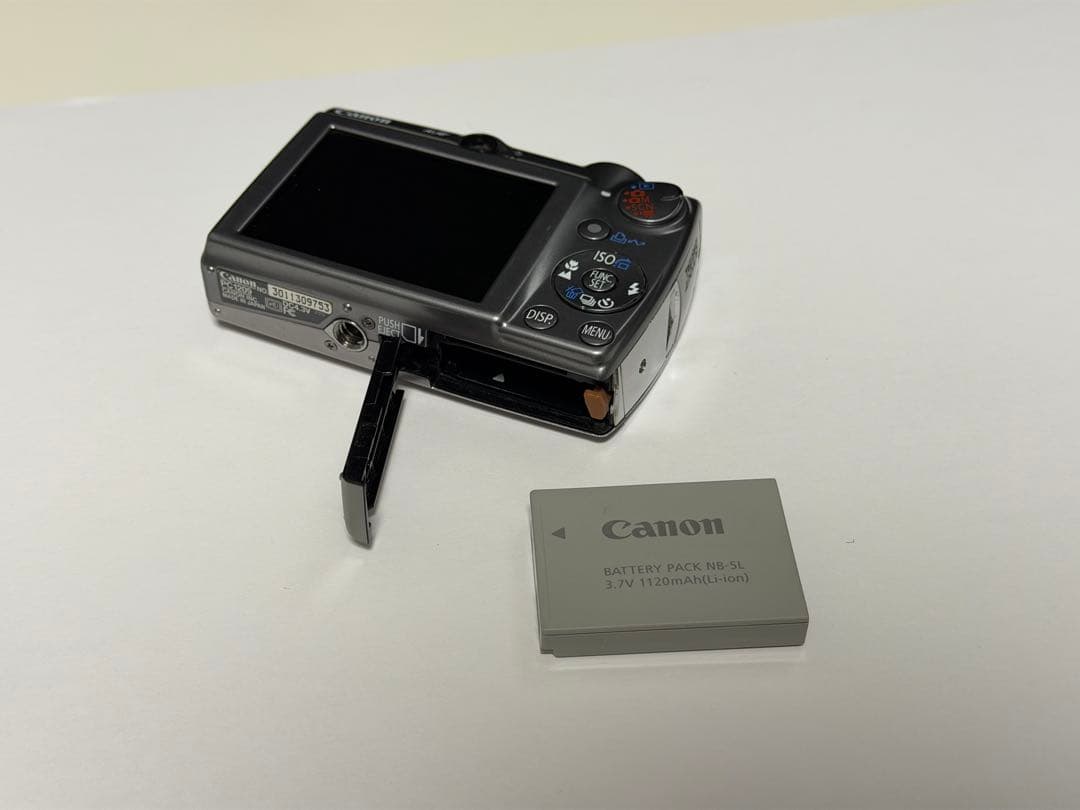 Canon IXY DIGITAL 900 IS キャノン