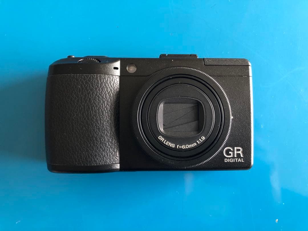 RICOH GR DIGITAL III シャッター数4681回 箱有り