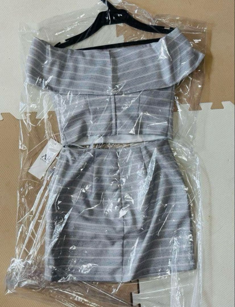 レア品 新品未使用品 セットアップPURESSエンジェルアール 高級キャバドレス