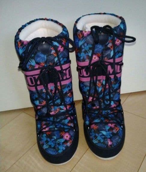 ナタ　　★新品★タグ付き★Moon Boot★アイコンナイロンスノーブーツ