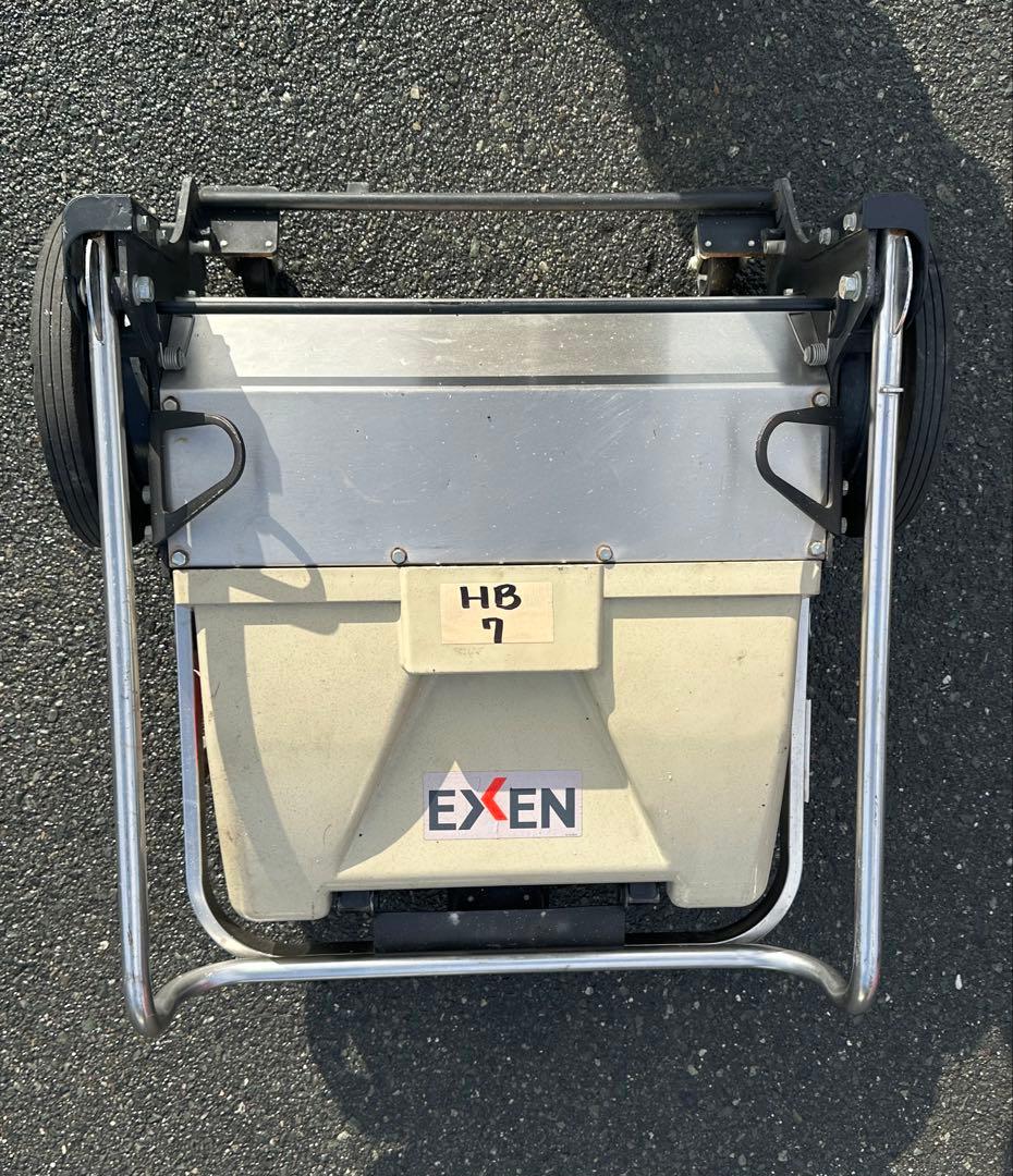 HB7. 【EXEN・エクセン】手押し掃除機 ロールスイーパー ES-2RA