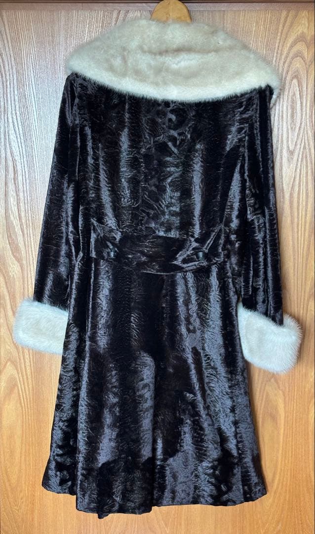 極美品 Fairmoor ミンクファー付き フレアコート　焦茶