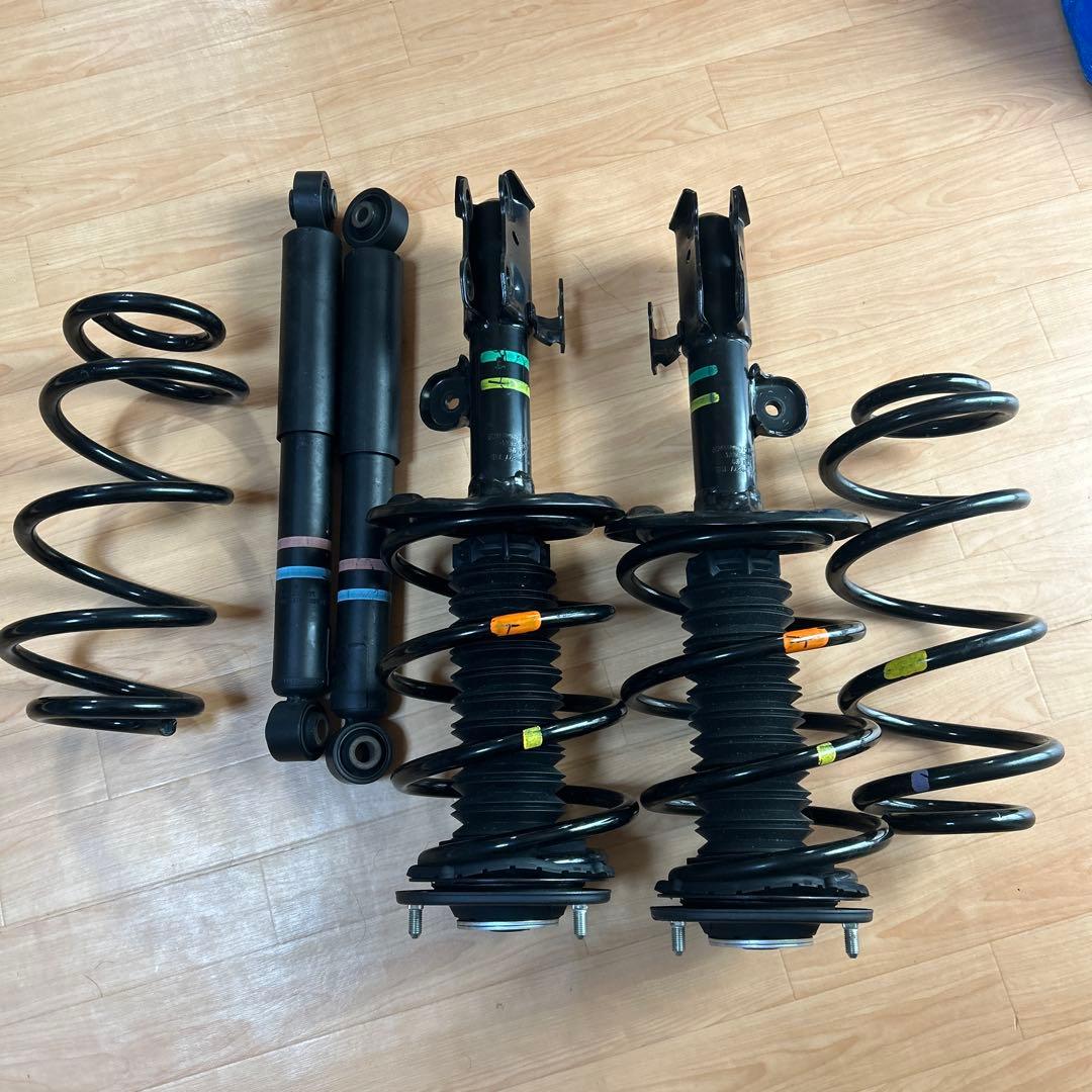 マ*ク様 ヴェルファイア　 サスペンションキット(ストラット式)