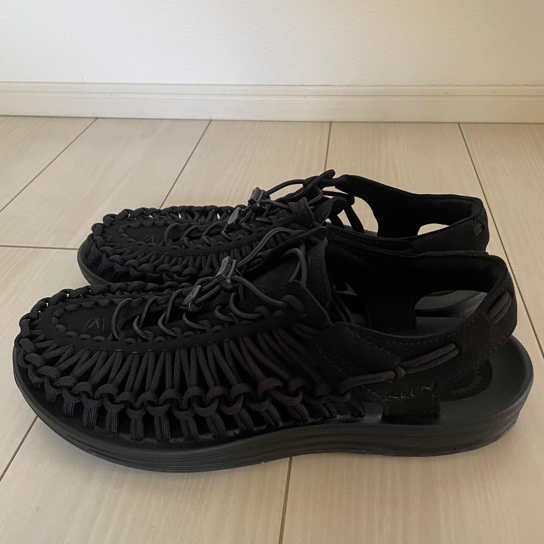 バード様【美品】KEEN UNEEK 　BLACK/BLACK　28.5cm