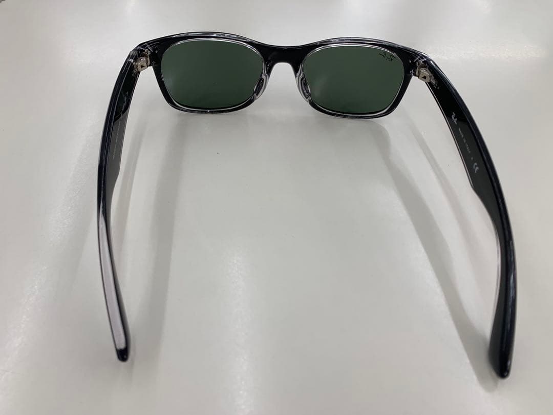 Ray-Ban RB 2132-F New Wayfarer サングラス