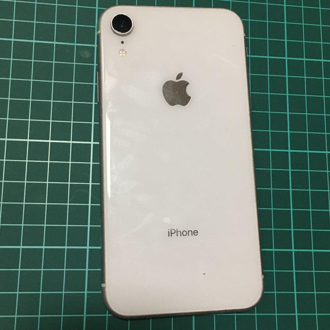 iPhoneXR 64GB 画面割れあり