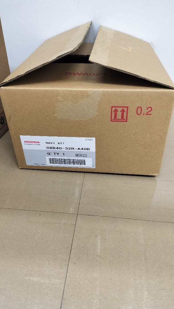 ホンダ純正 8インチディスプレイオーディオ＋N-BOX用取付アタッチメント