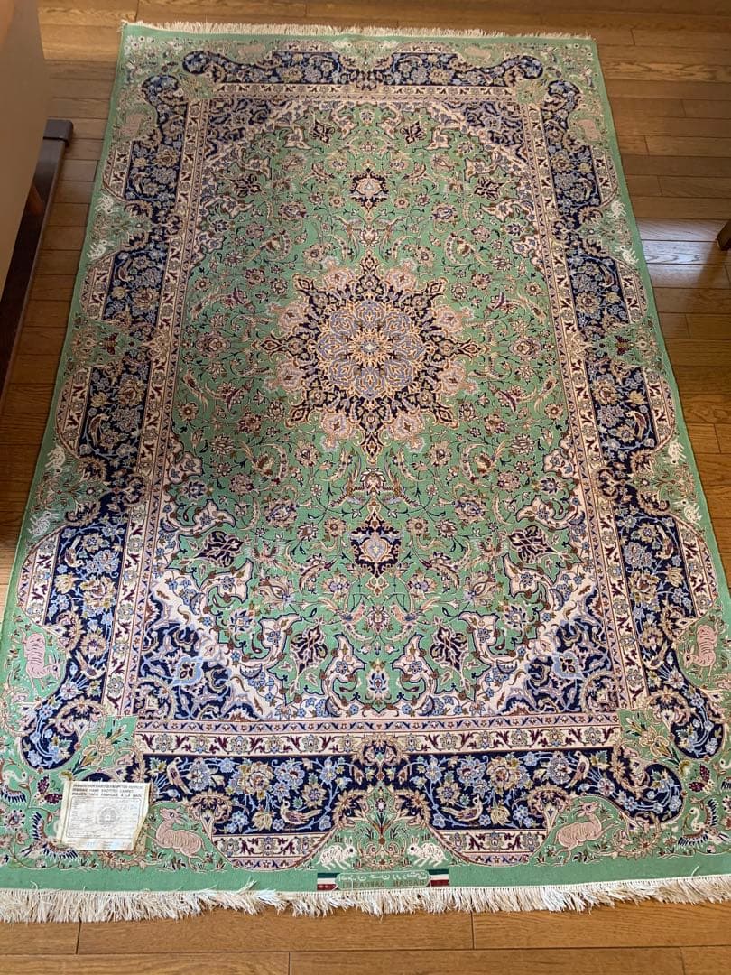 最高級イスファン産ペルシャ絨毯