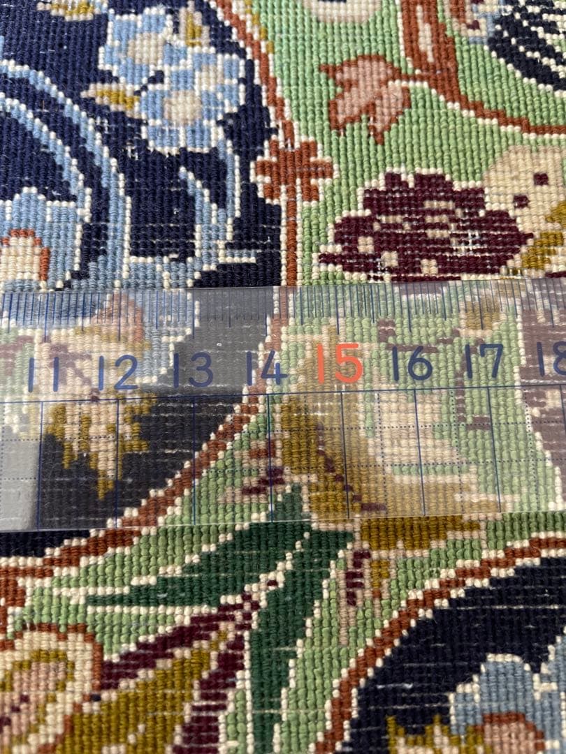 最高級イスファン産ペルシャ絨毯