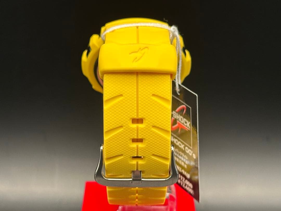 CASIO G-302-9AJF 黄反転液晶 クレイジーイエロー　新品