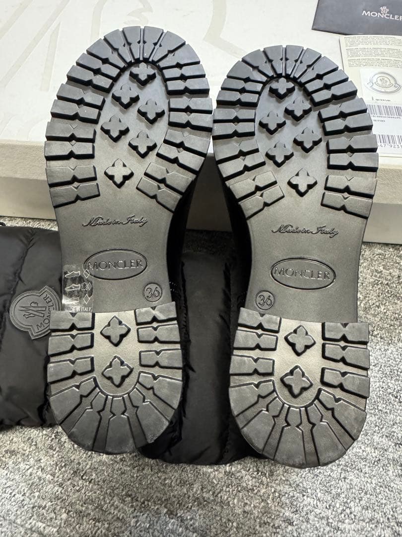 Moncler モンクレール ダウン×ラバーブーツ　36