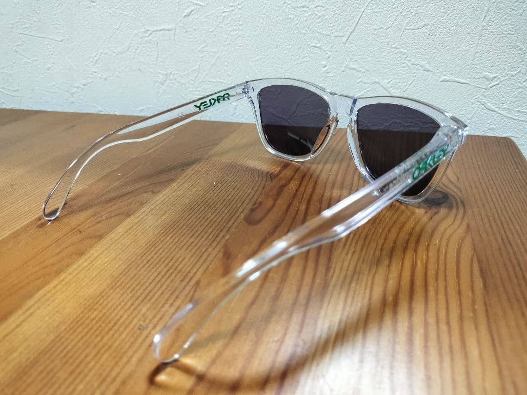 美品 OAKLEY FROGSKINS