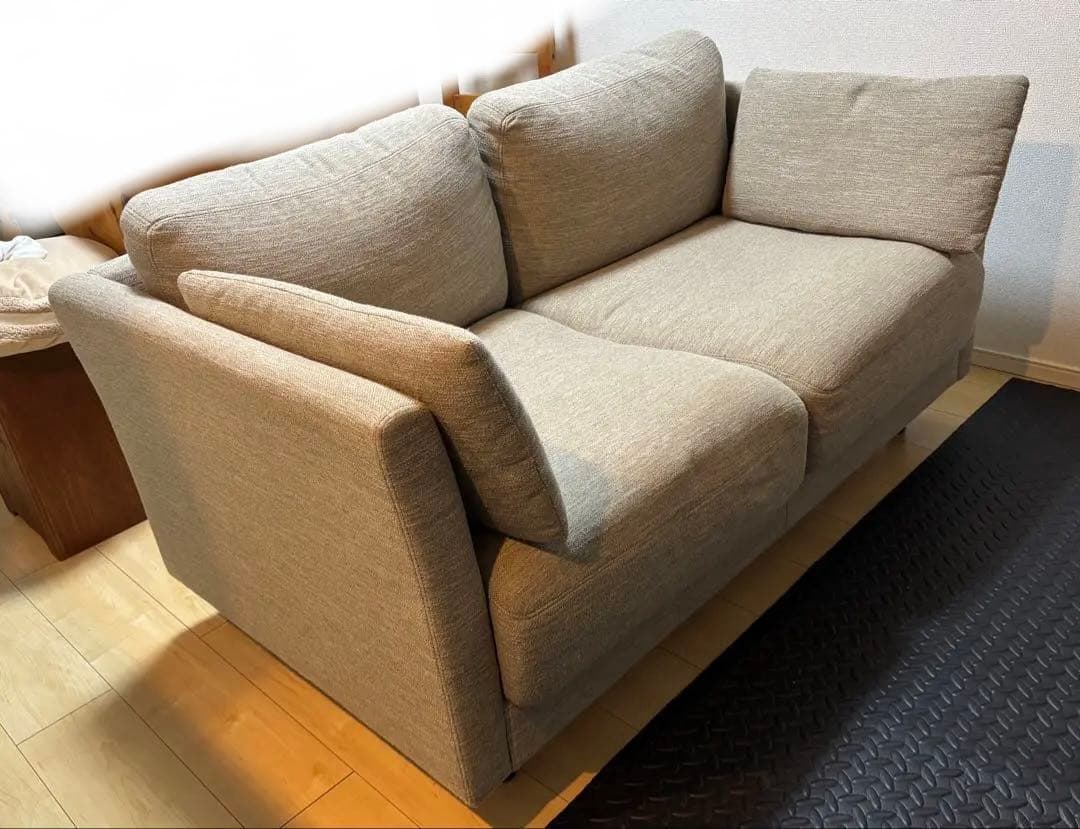 ニトリ2人掛けソファー