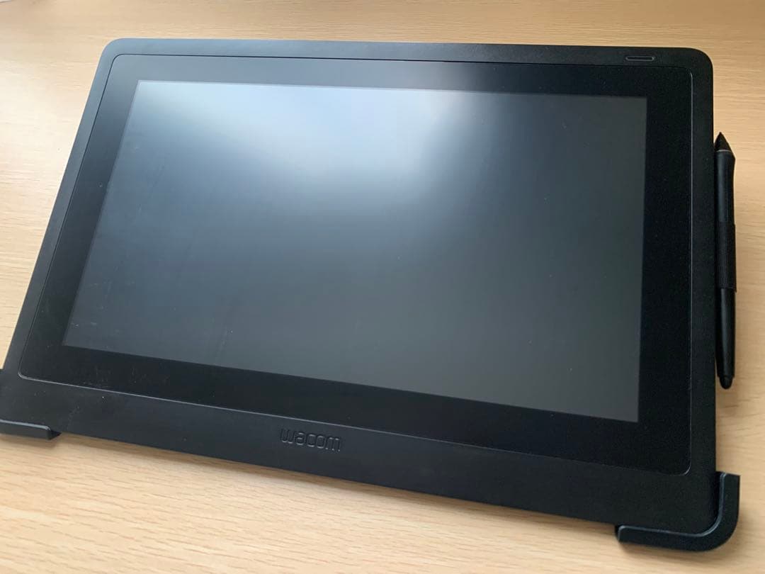 液タブ・ペンタブ Wacom Cintiq16