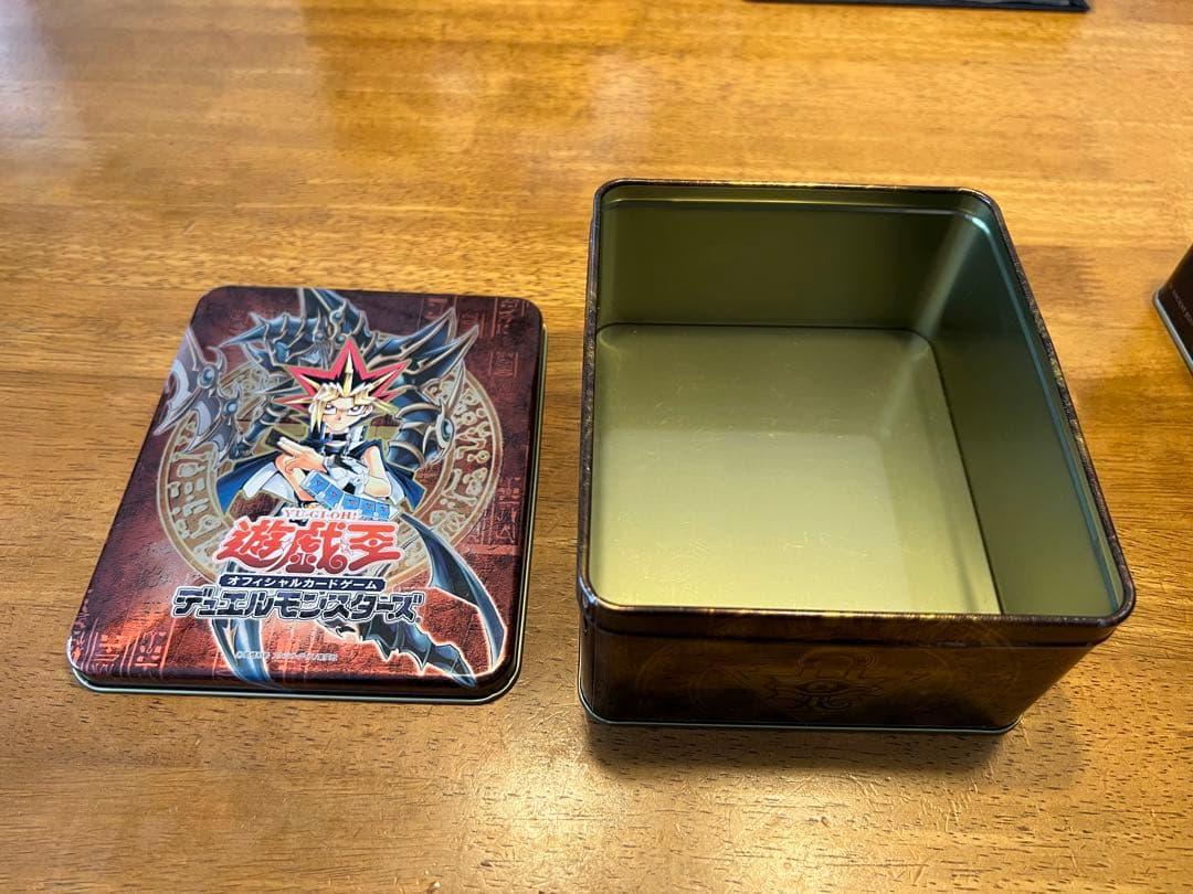 遊戯王　booster pack collecters tin