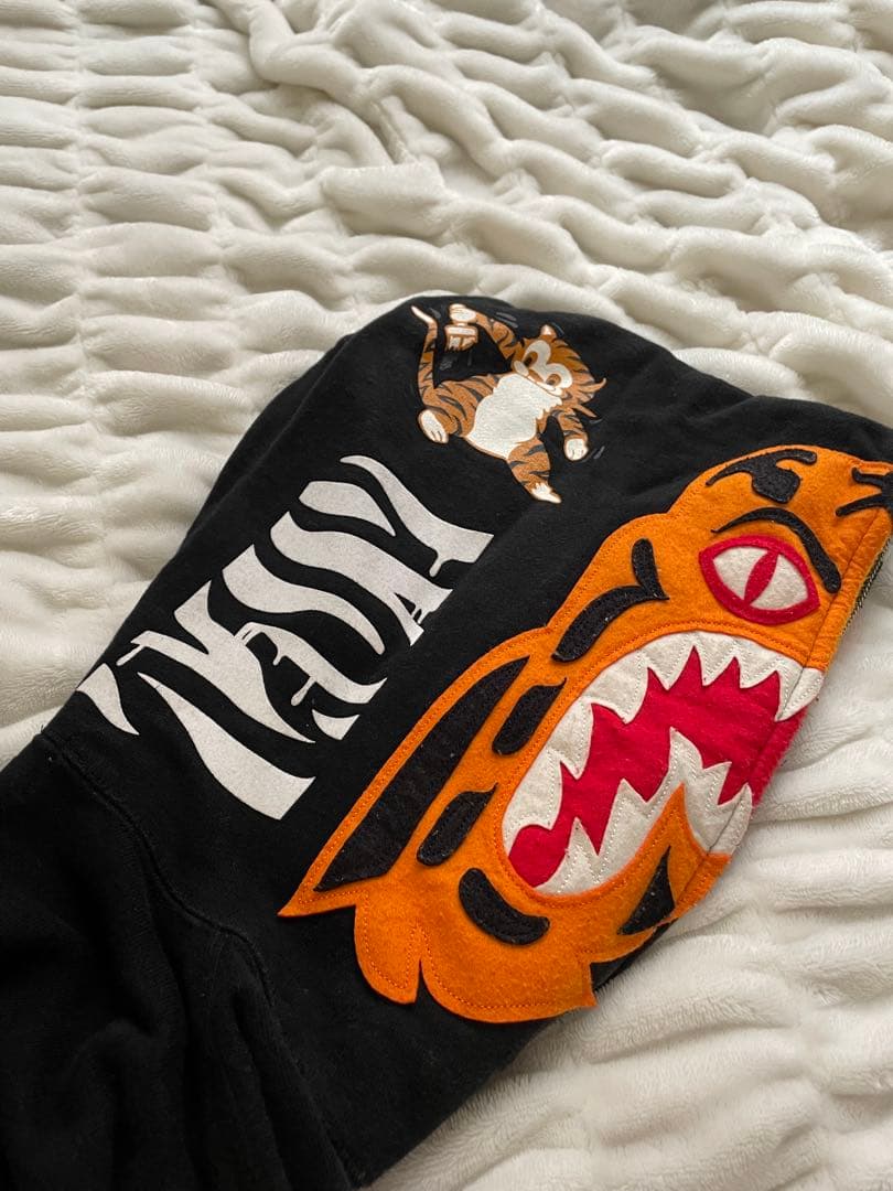 A Bathing Ape パーカー　bape