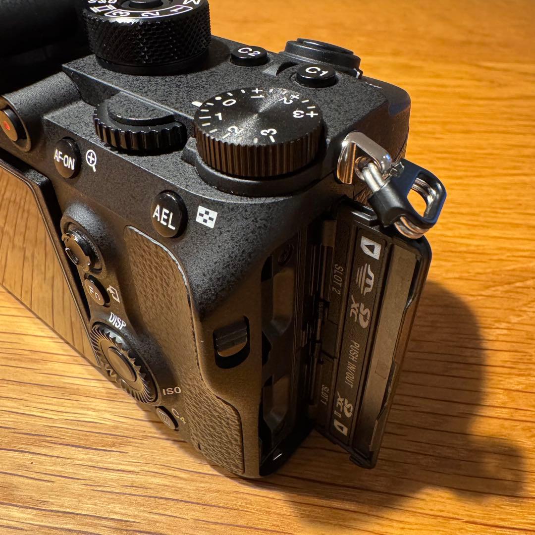 【美品／シャッター数 5,921枚】SONY α7RⅢ ボディILCE-7RM3