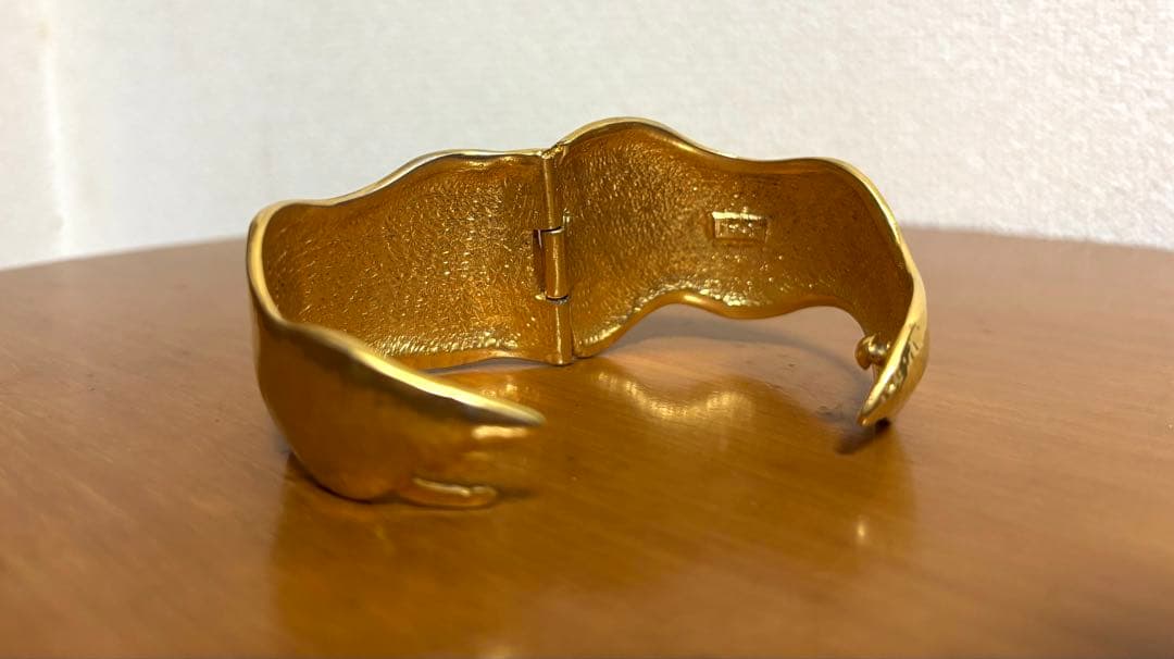 美品 Yves Saint Laurent サンローラン ブレスレット バングル