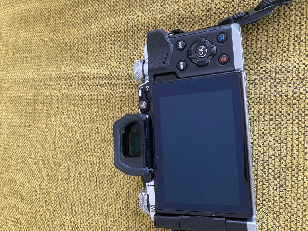 OLYMPUS OM-D E-M5 Mark II レンズキット