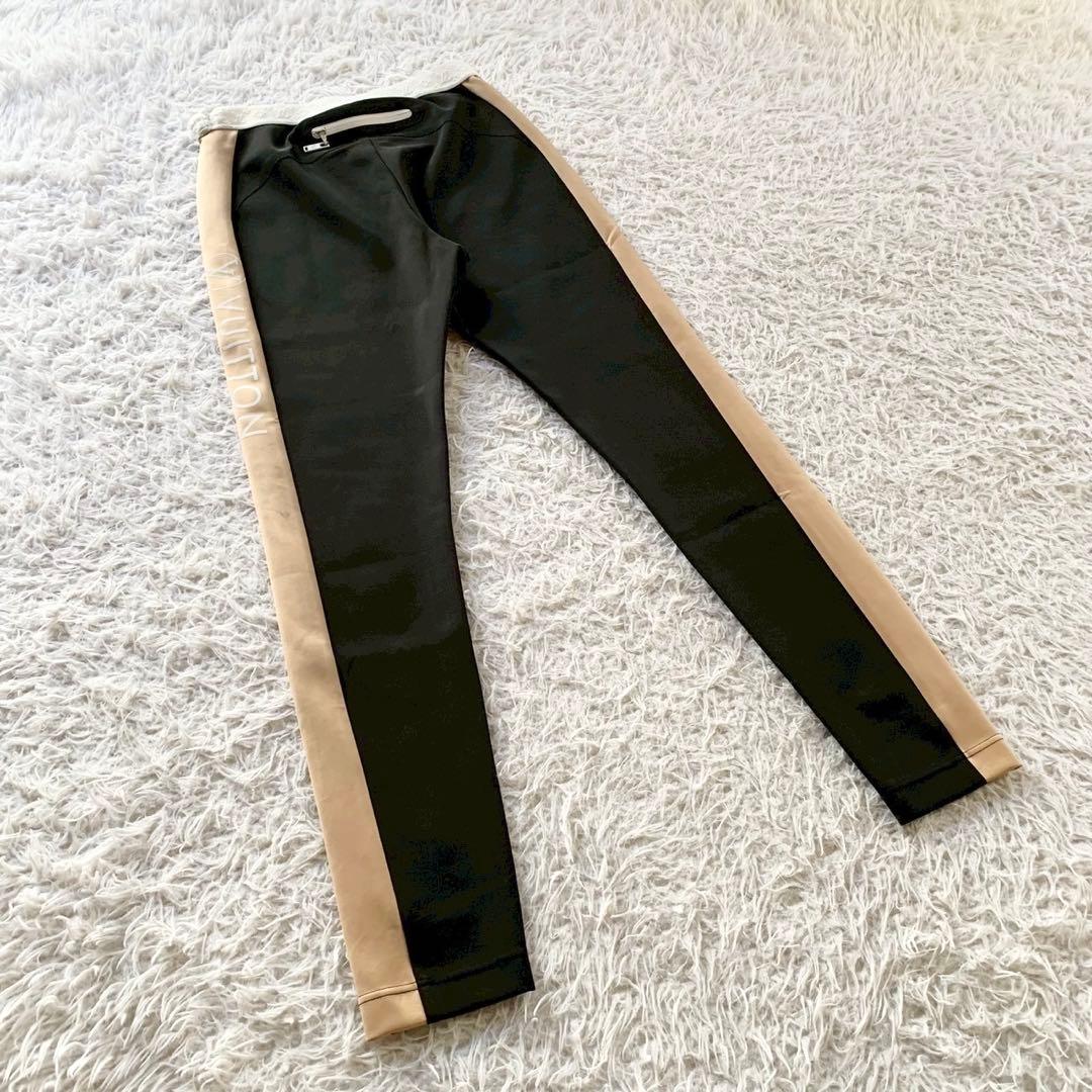 ルイヴィトン　ヴィタミンズ　シャイニー　レギンスパンツ　モノグラム　サイドライン