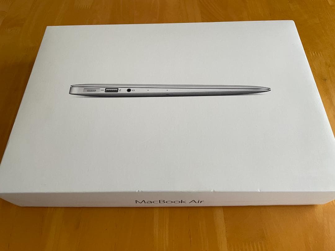 MacBook本体 MacBook Air 11inch 2015_i5/4GB/128GB