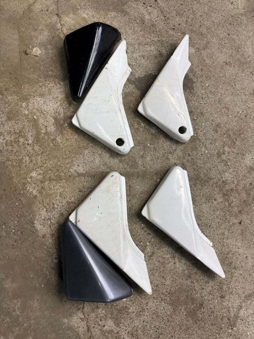 ゼファー400 外装セット！タンク錆薄！テールランプ付き