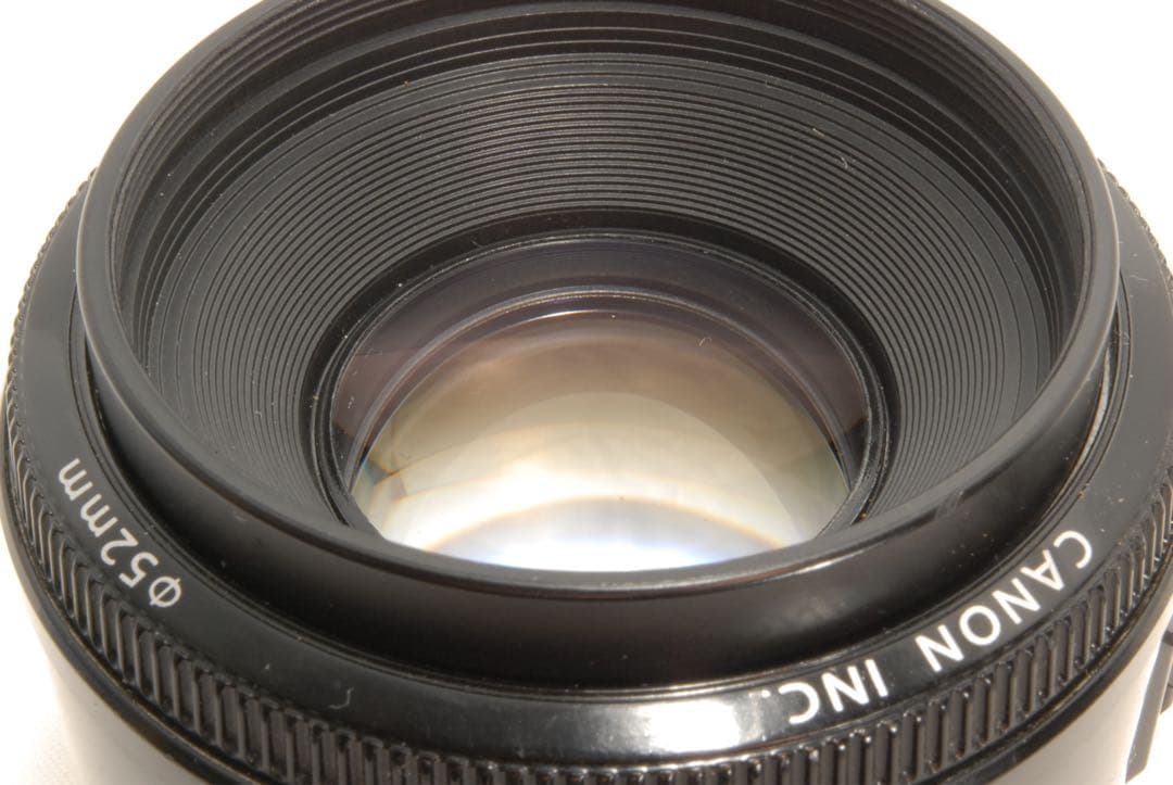 ❤️大人気❤️Canon EF 50mm F1.8 Ⅱ✨単焦点レンズ✨お花の撮影に☘