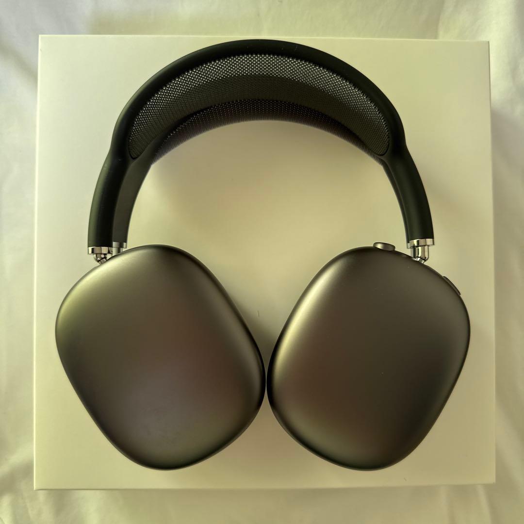 AirPods Max スペースグレー　Apple