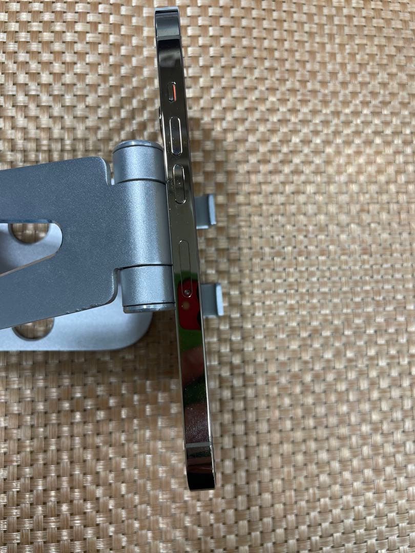 iPhone 13 Pro 512 GB ゴールドSIMフリー【5930】