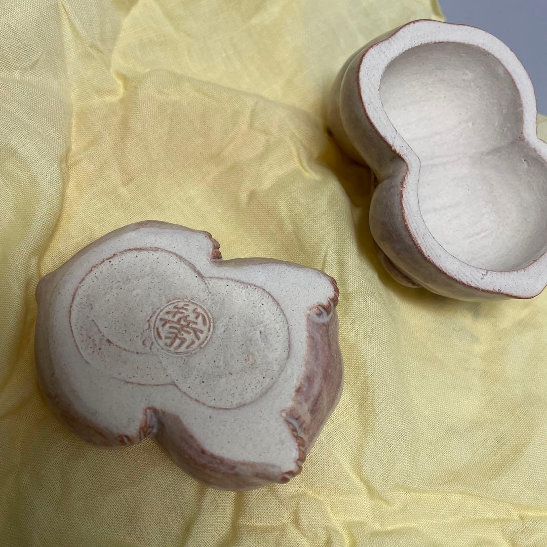 ルーシーリー‼️ 十五代　坂倉新兵衛　兎型香合 陶器製 木箱入り