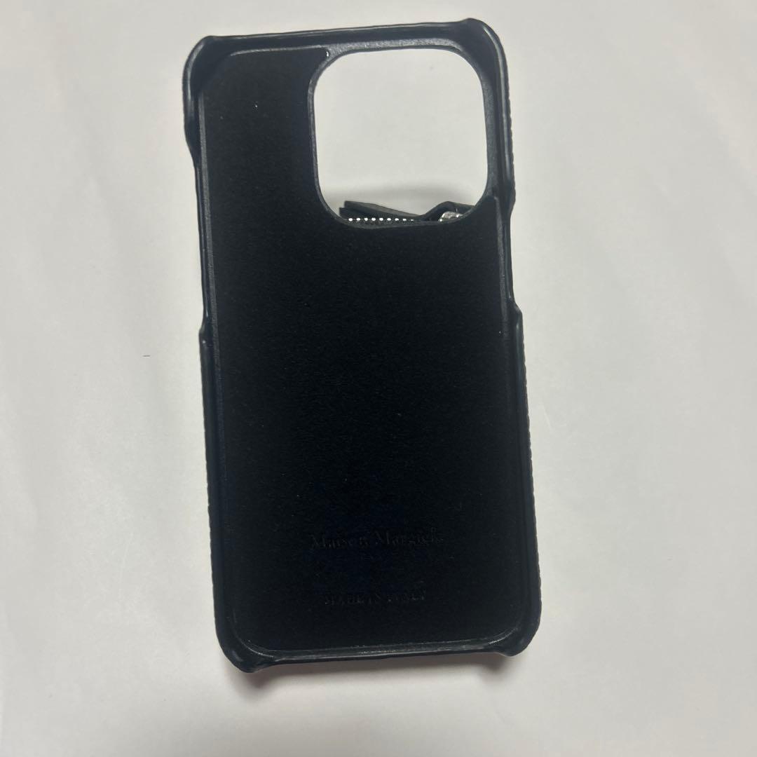 Margiela ★ ラウンドジップ式ポケットiPhone14 PROカバー
