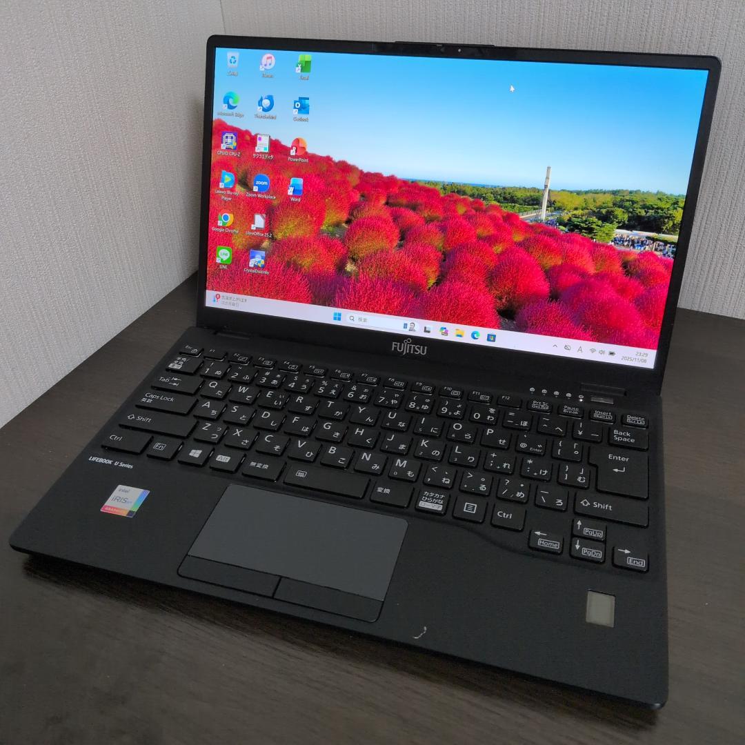 【第１１世代Corei7：薄型モバイル】富士通／U9311F／16G／512G