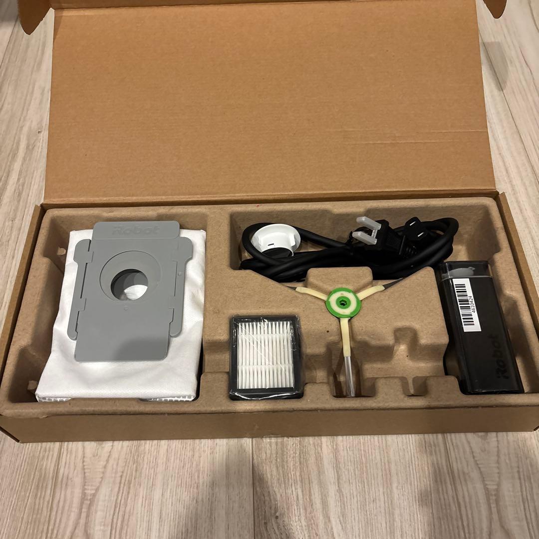 【美品　使用1回】ROBOT Roomba i7＋