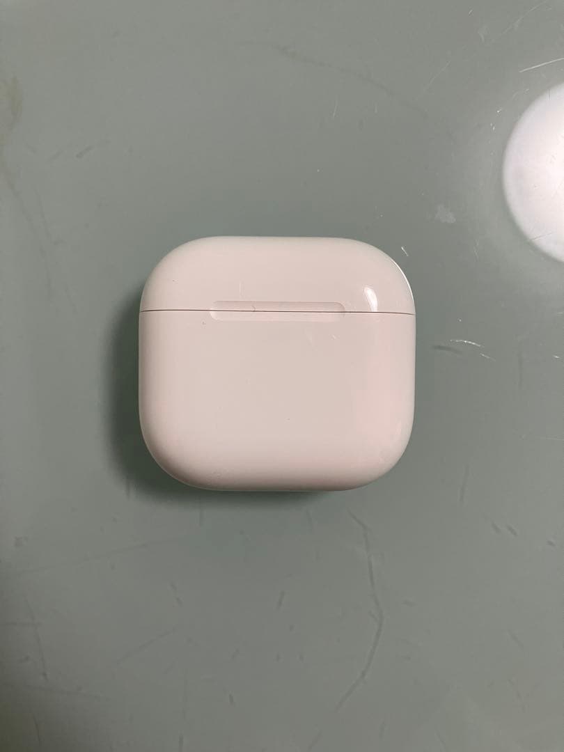 AirPods 4 ノイズキャンセリング